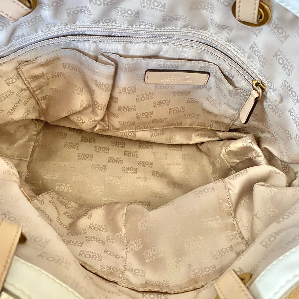 Michael Kors Purse Tote - Picture 8 of 9